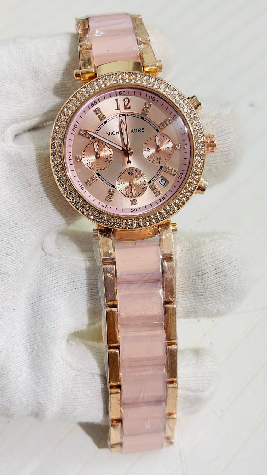 Cim Copper Pink Chain Pink Big Dial Studed Ladies Watch 988815