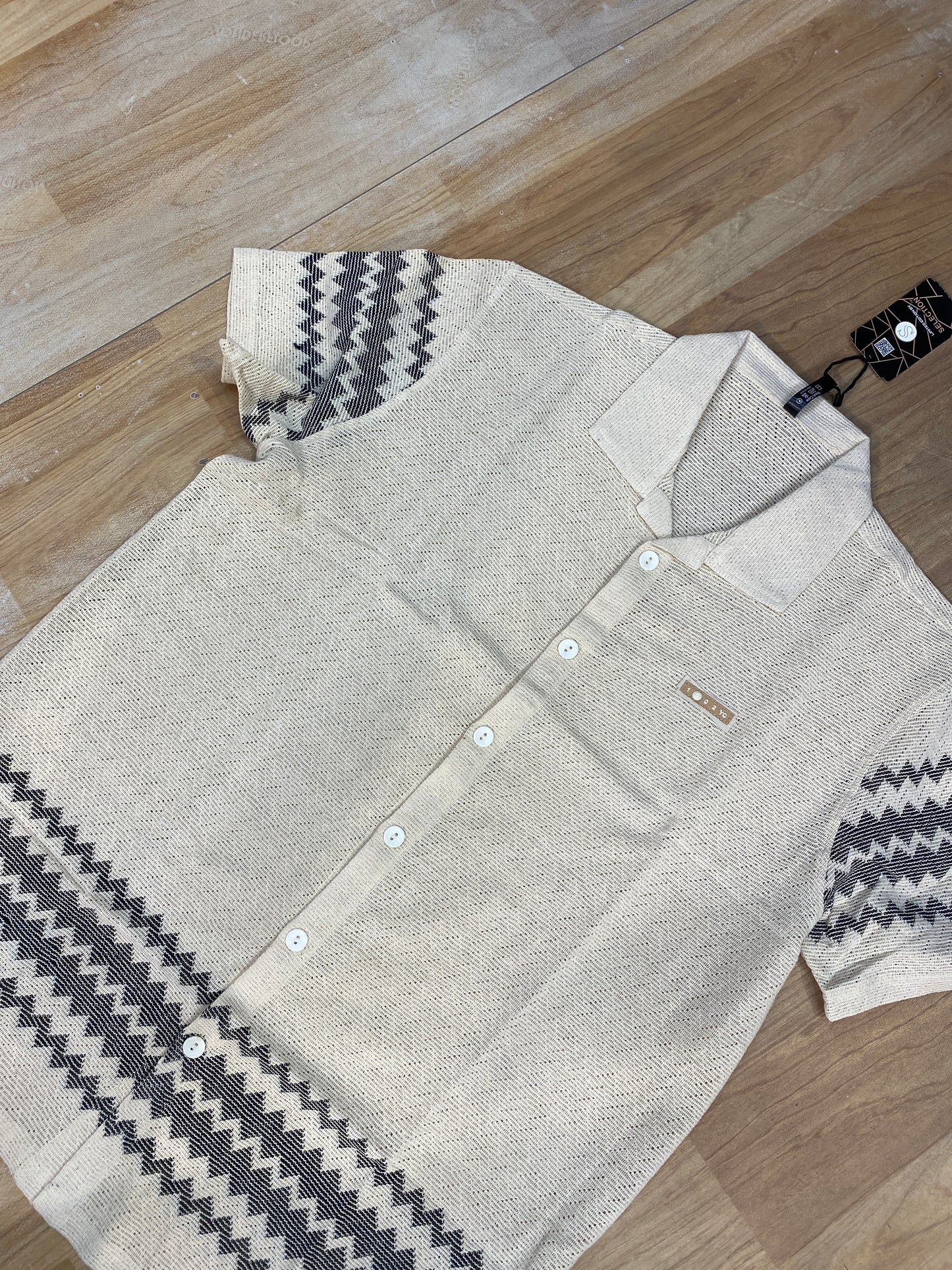 Selection Crotchet shirt half sleeve beige black colour 654985