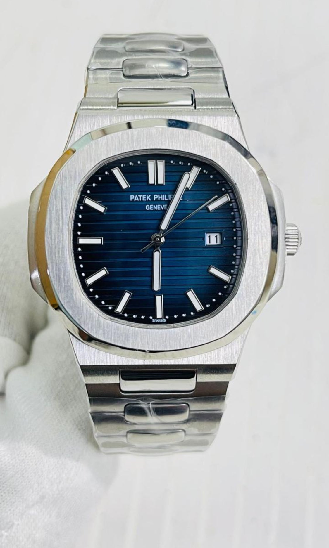 PP Silver Chain Blue Dial Pat Tap Heavy Machinery Men’s Watch 989971