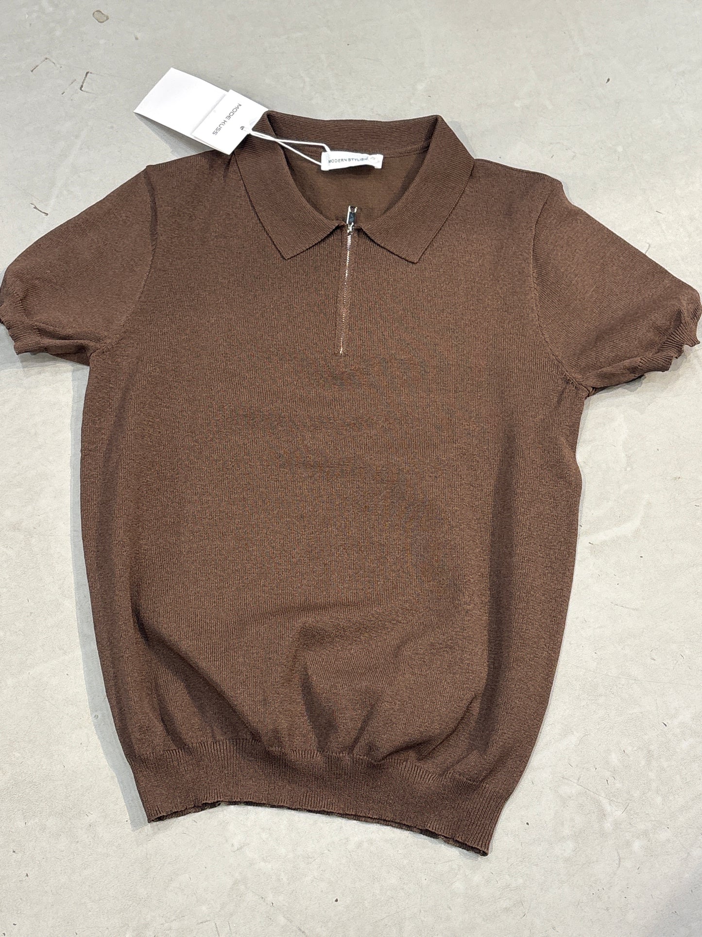 Modern Stylish Brown Colour Half Zip Knitted Coller Tshirt 7043