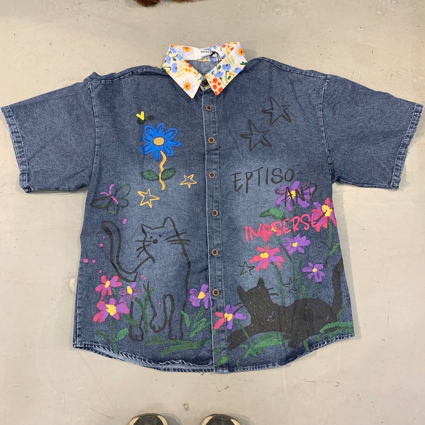 INNSERSE EPTISO AND INNSERSE Blue Colour Flower Print Coller Denim Unisex Shirt 5134