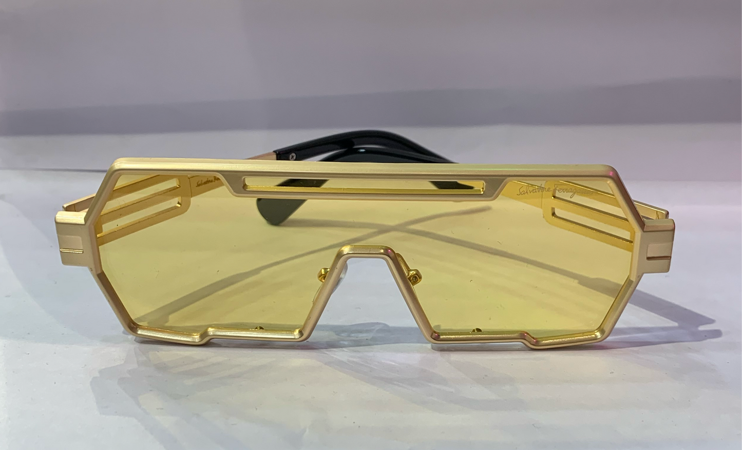 LAS FER Matt Golden Frame Trancy Yellow Shade Golden Black Stick Unisex Sunglasses SUN102