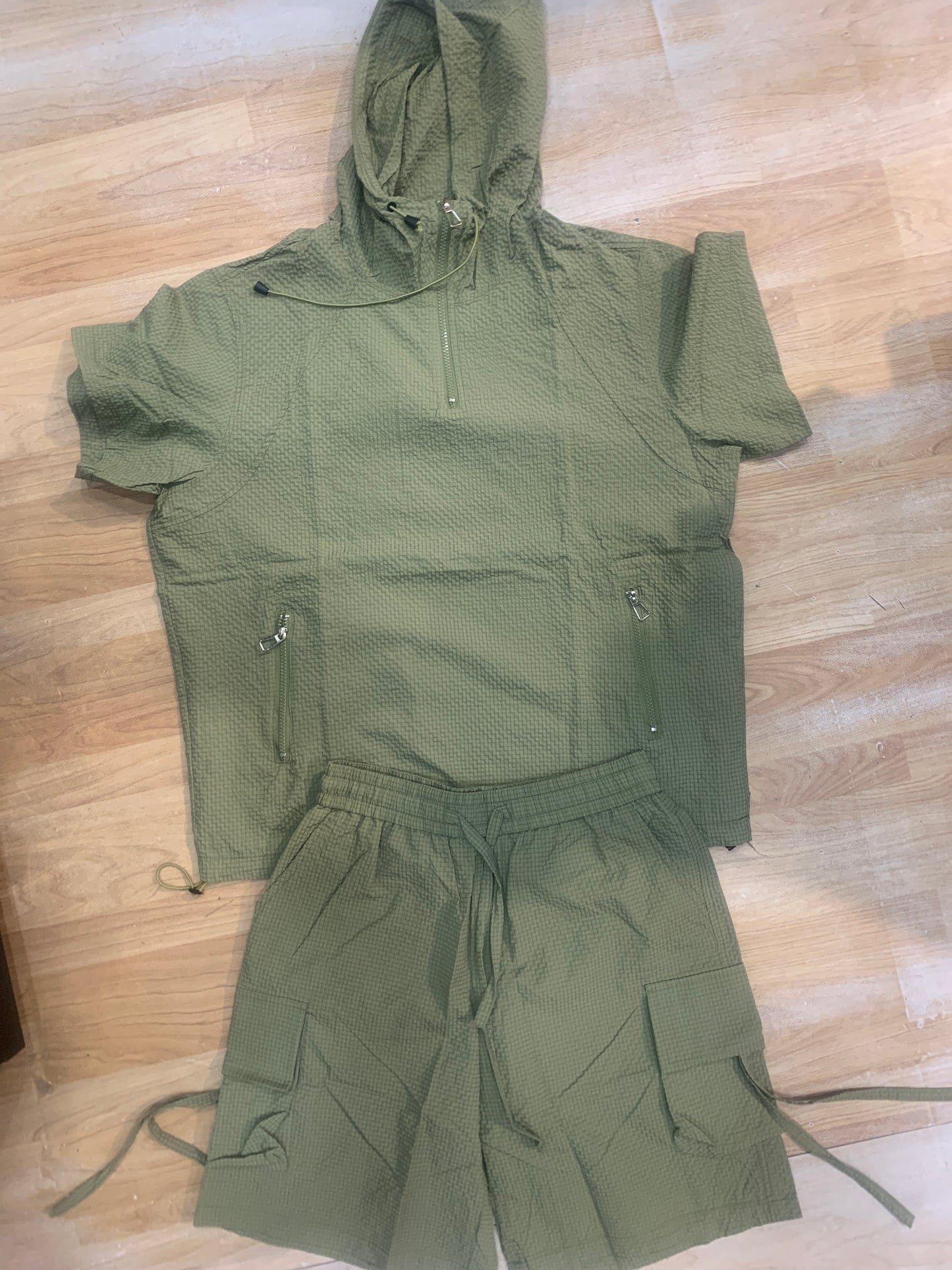 Coord set Wind Cheater & Shorts Green T36