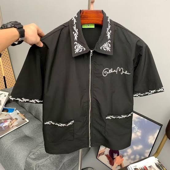SAVAGE BASE GatherMade Black Colour White Collar Embroidery With Pocket Zipp Style Half Sleeve Imported Unisex Shirt YR9309