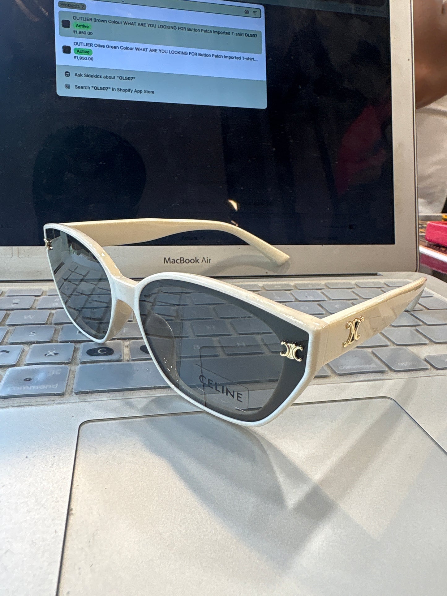 Lec White Frame Black Shade Unisex Sunglass 55303 58 15 138