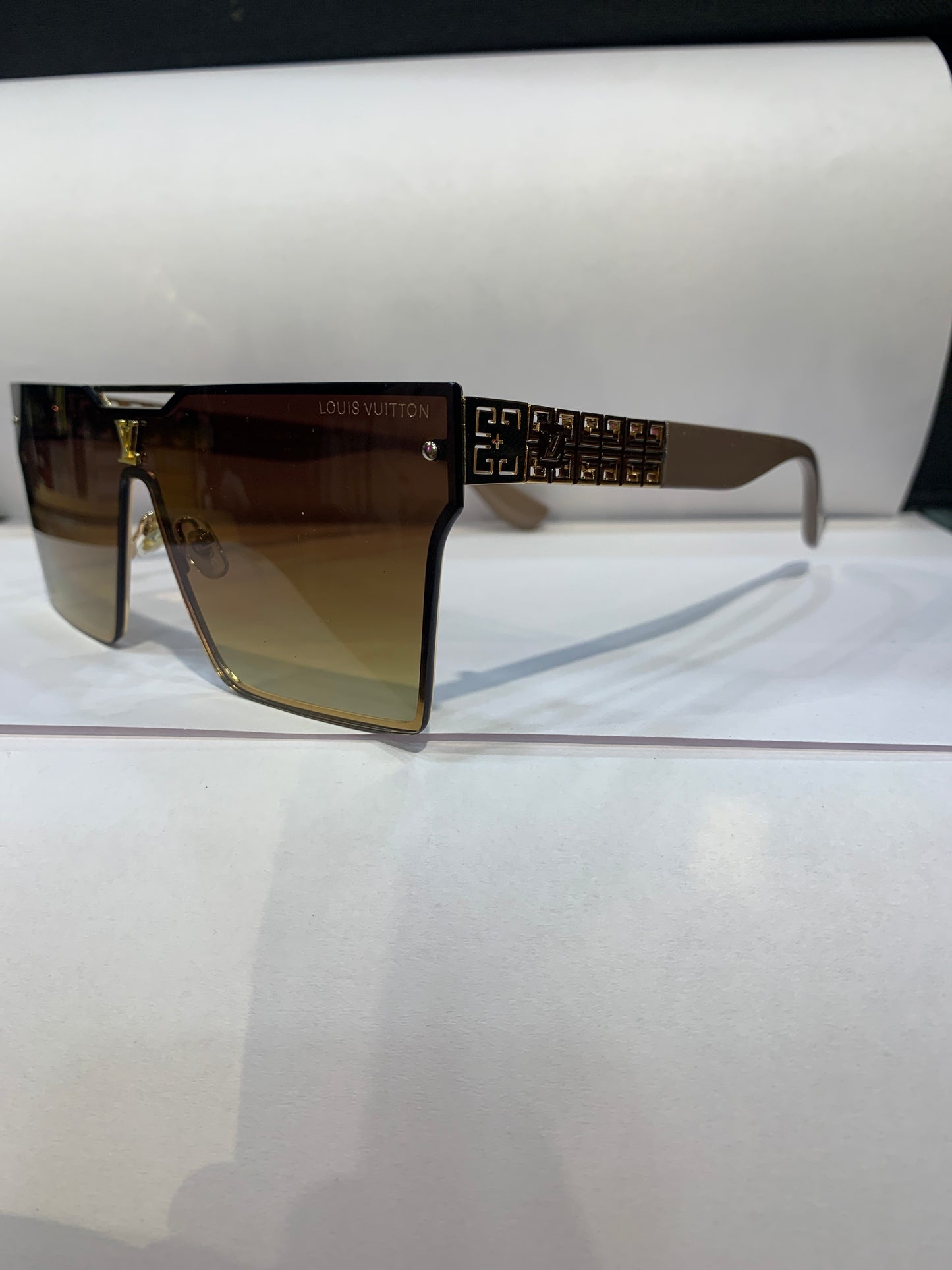 Uol Gold Beige Frame Brown Shade Unisex Sunglass 58394 64 16 144 C1