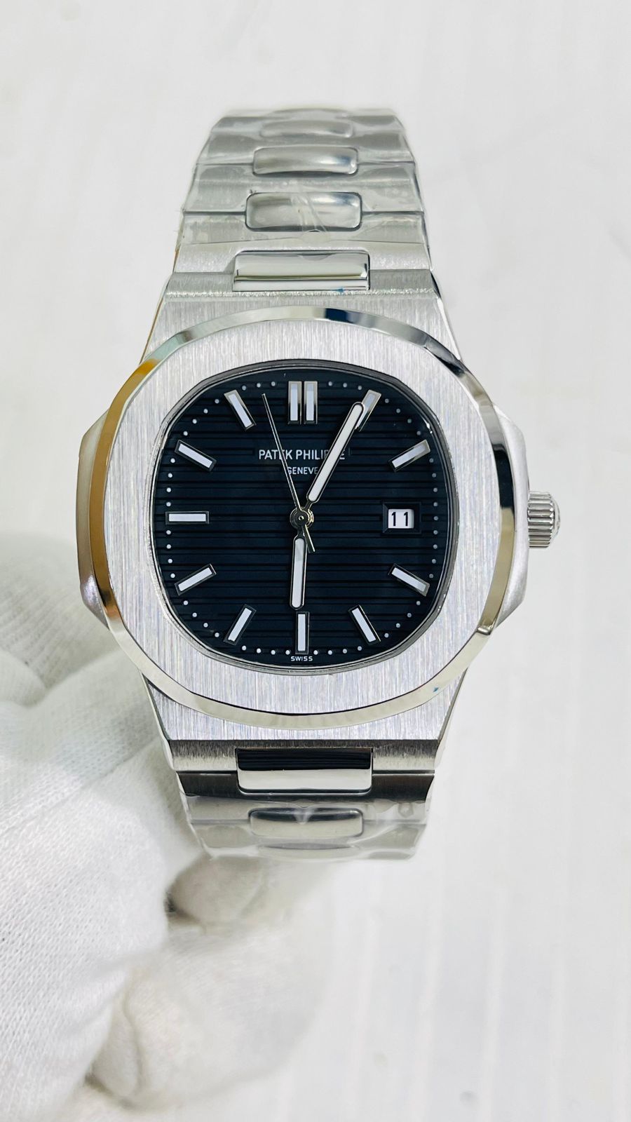 PP Silver Chain Black Dial Pat Tap Heavy Machinery Men’s Watch 989663