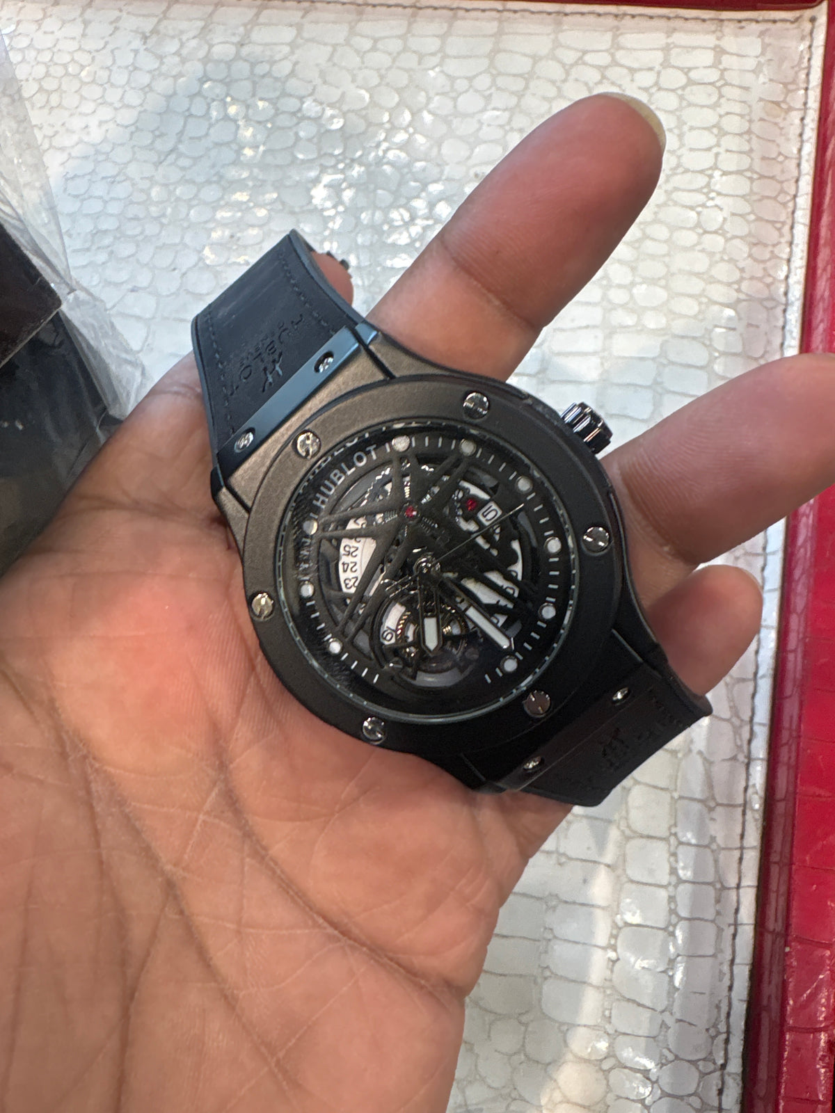 Buh Black Strap Black Dail Watch 1001009