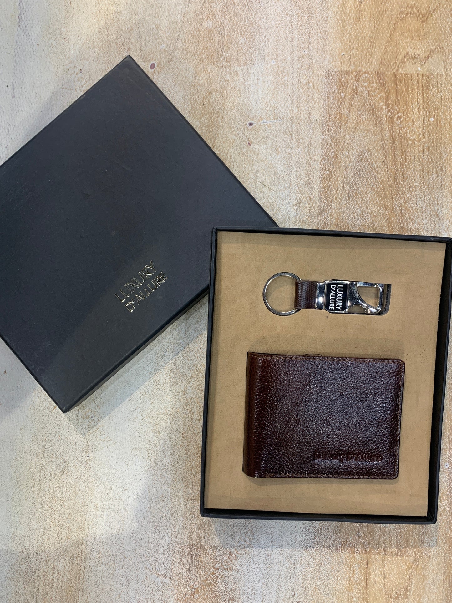 LDA Genuine Leather Men’s Wallet & Key Chain Gift Combo Set CMB-01
