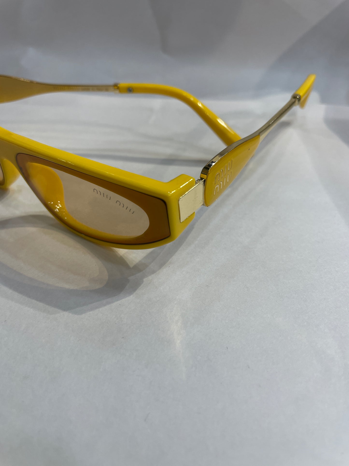 UIM MIU Yellow Frame Trancy Brown Shade Unisex Branded Sunglasses SUN208