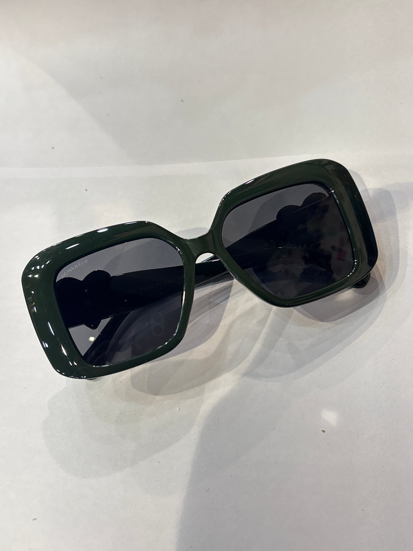 Cha Ahc Olive Green Frame Black Shade Unisex Sunglass 55185417-142
