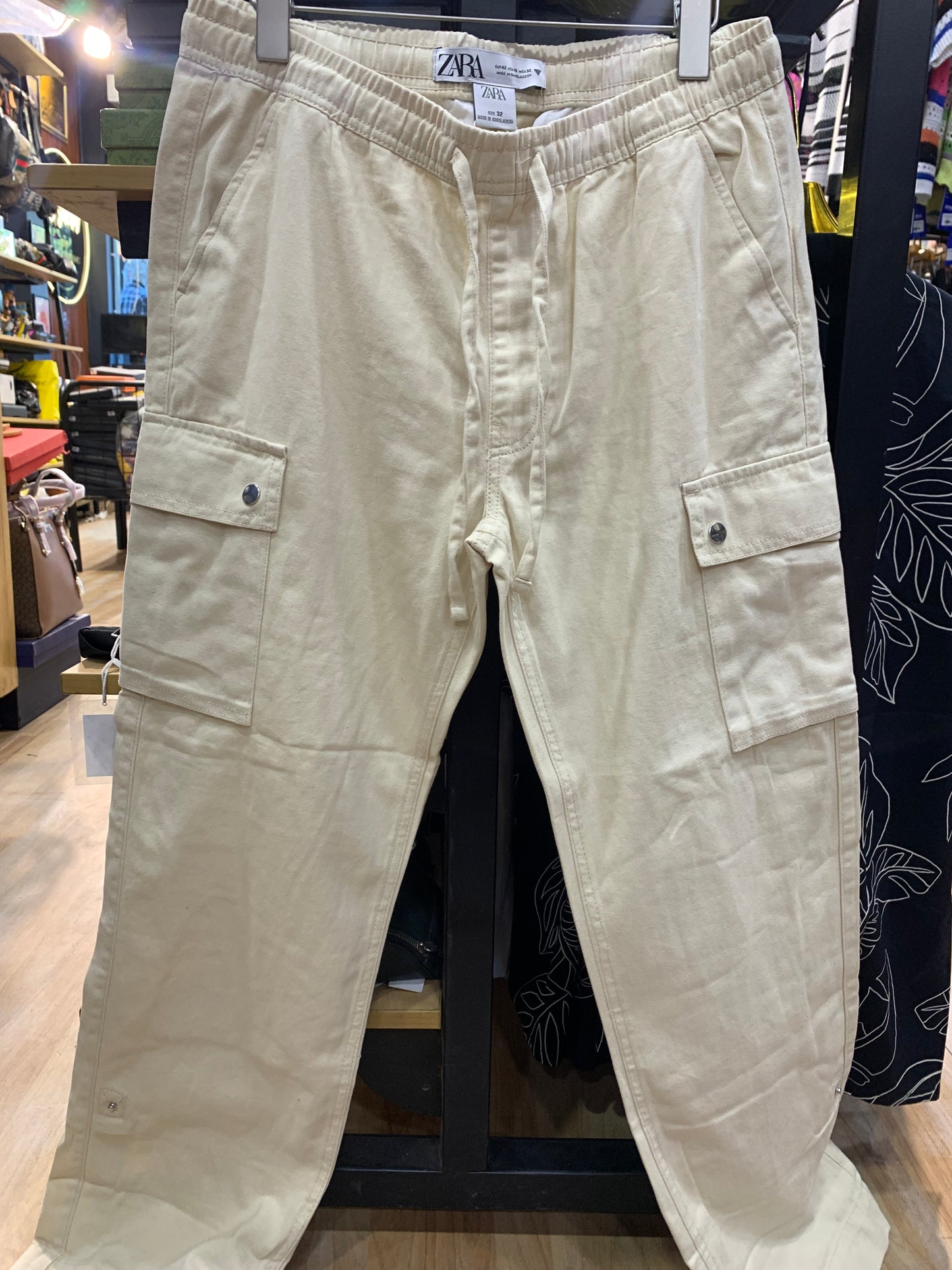 RAZ ZAR Cream Colour Six Pocket Unisex Cargo Pants 988879
