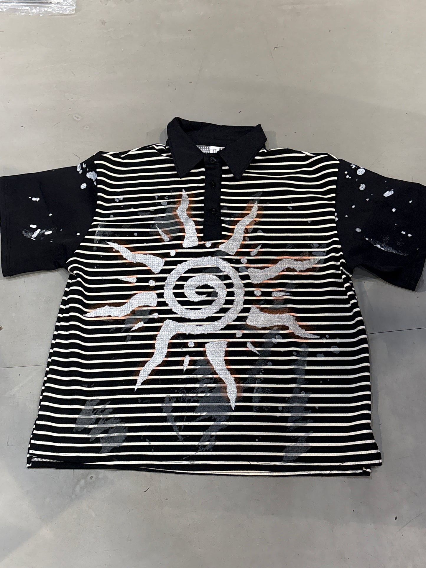M Four Black White Stripe Orange Silver Colour Print Baggy Look Coller Tshirt 298