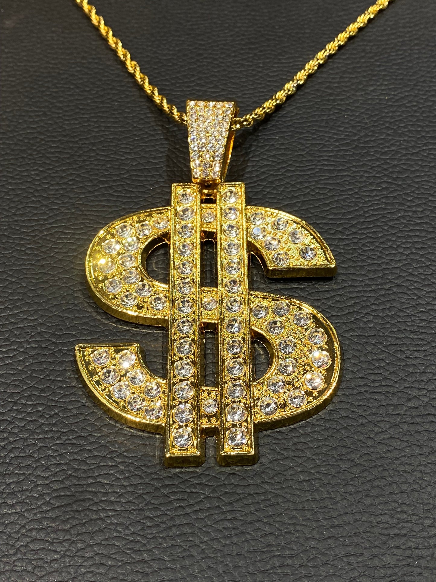 Gold Diamond pendant 987312