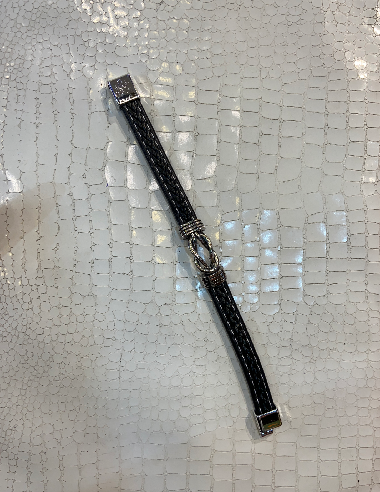 Black Colour White Thread Center Silver Buckle Unisex Leather Bracelet 988441