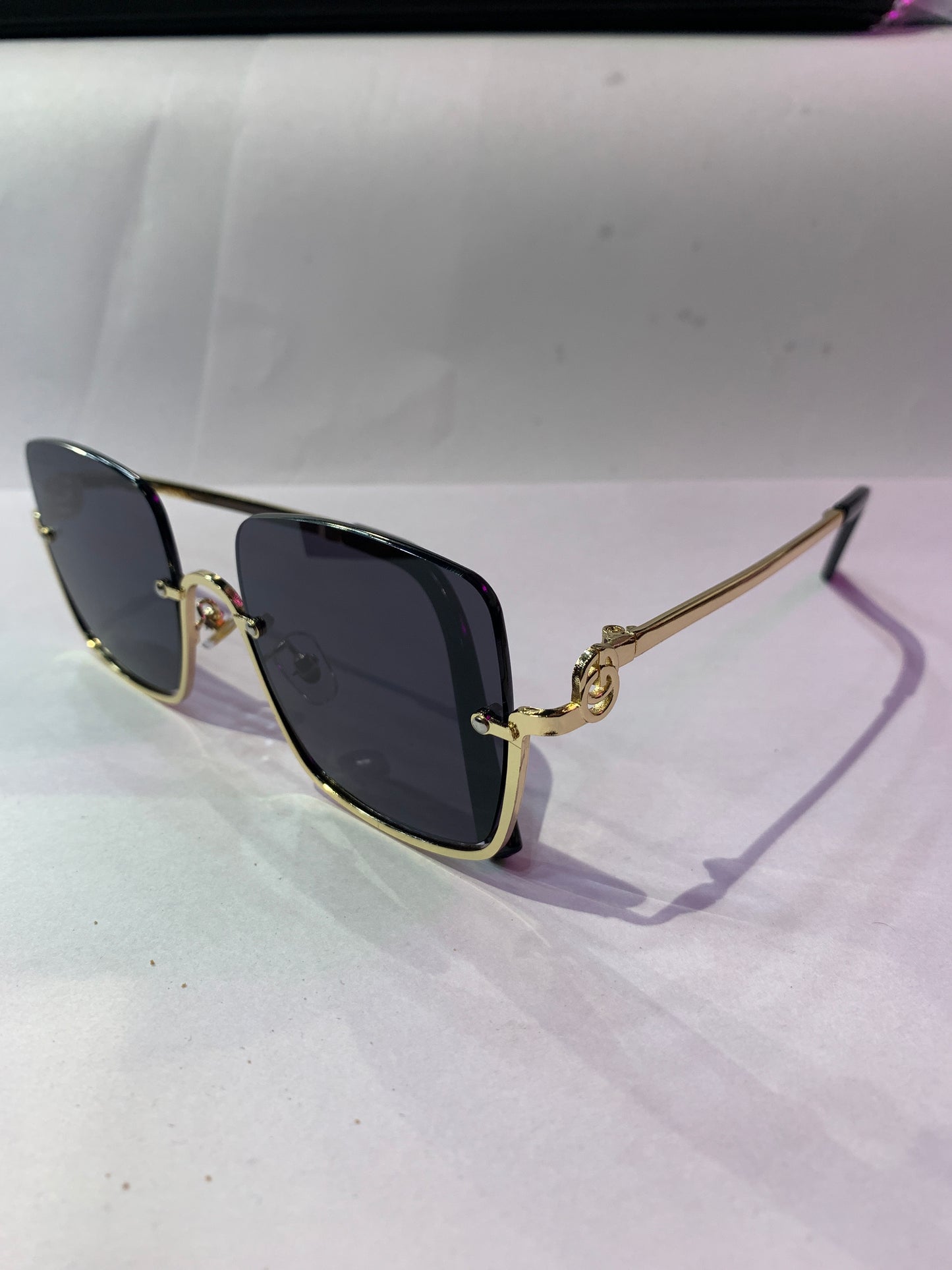 Cug Gold Frame Black Shade Sunglasses 1279 64 16 143