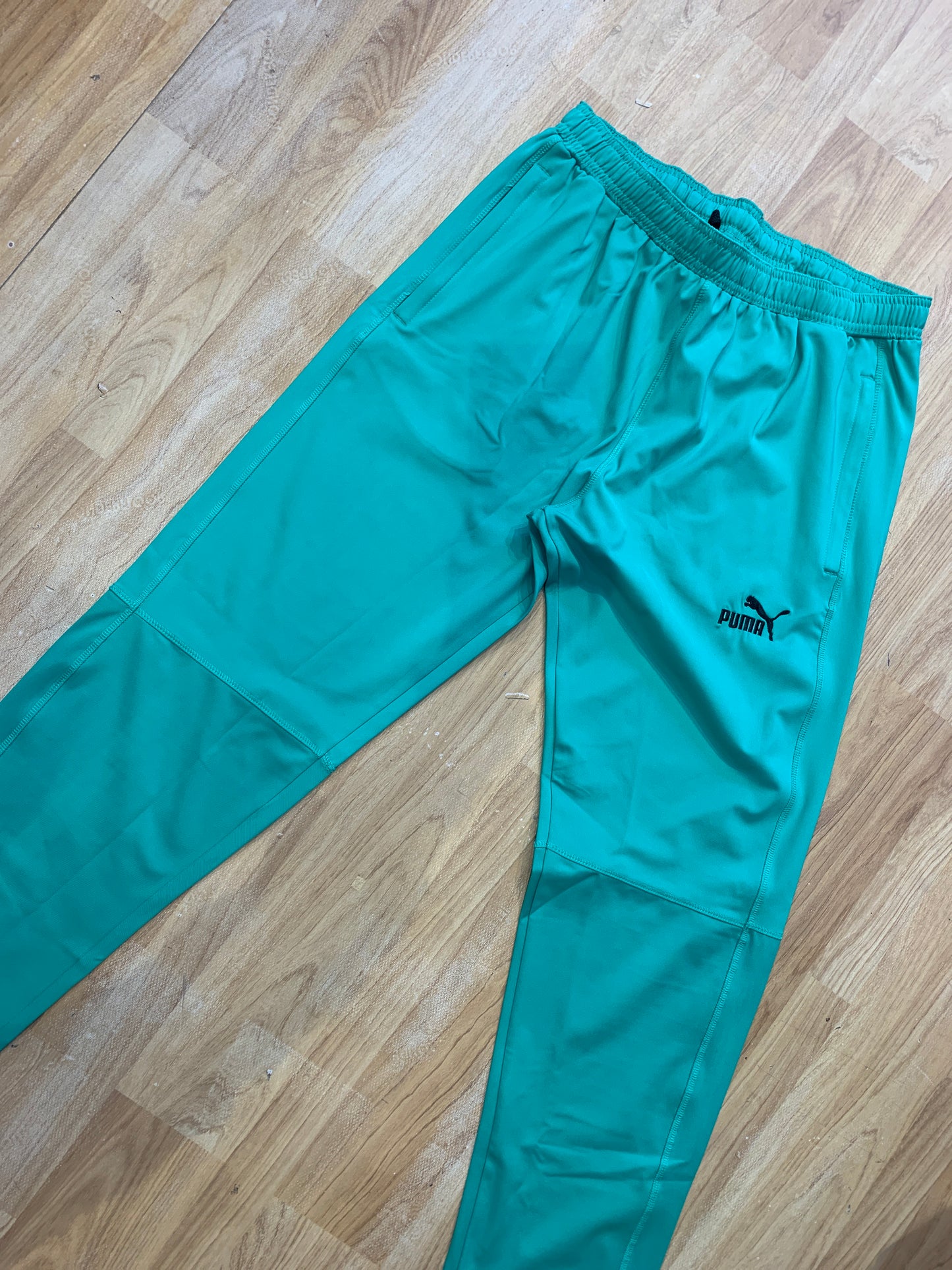 MUP PUM green imported lower Regular Fit Mup Black logo 988642