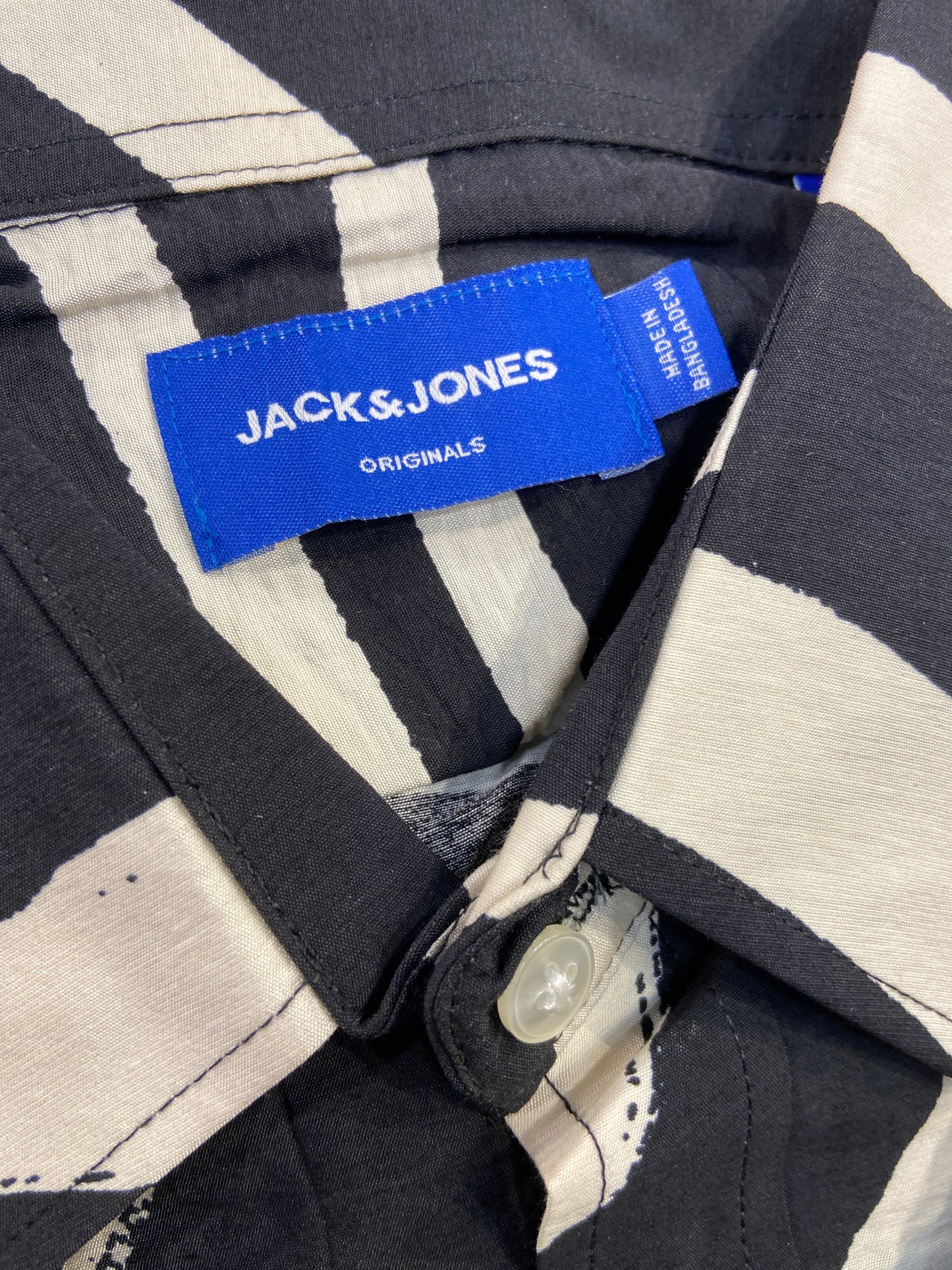Jack JJ Black With White Lines Imported Full Sleeve Shirt 988682