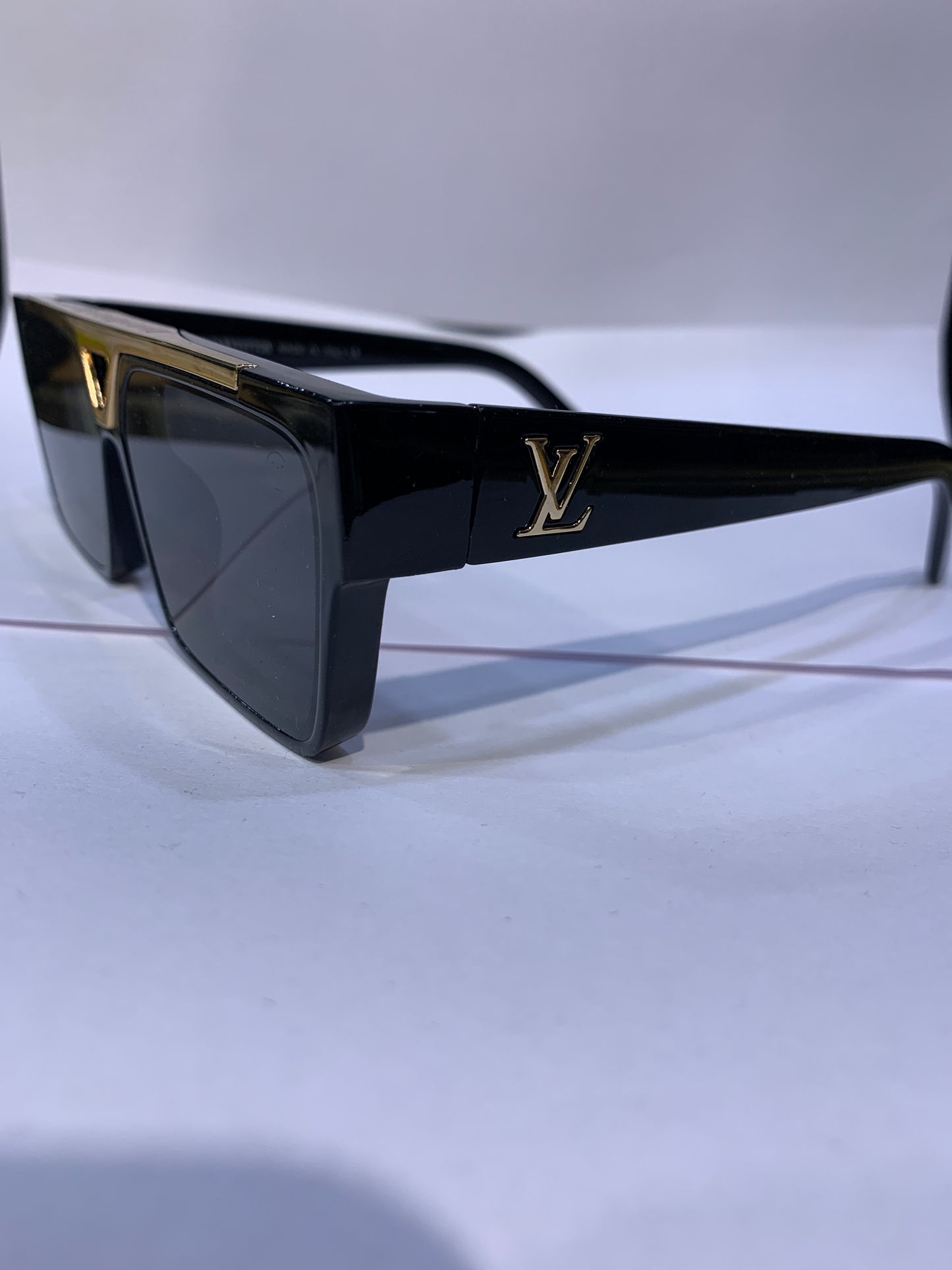 UOL Black Frame Black Shade Unisex Sunglasses 1984 52 18 145