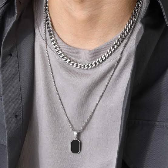 Silver Chain Stainless Steel Black Pendant Unisex Chain 40401