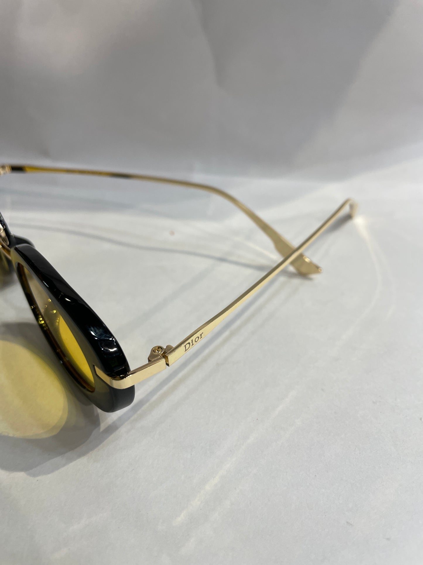 OID Black Frame Golden Stick Black Shade Unisex Sunglasses SUN240