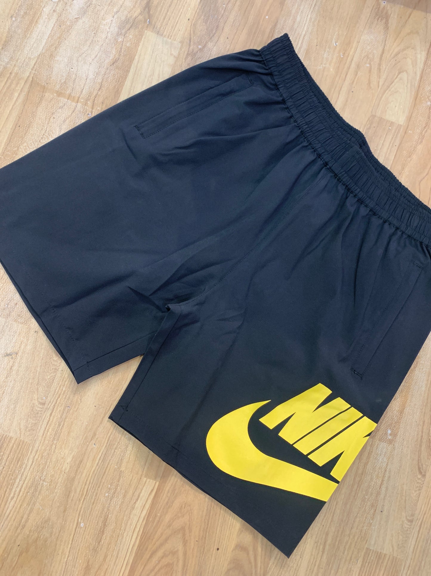 Black Colour NK KIN NS Lycra yellow Tick Regular Fit 988652