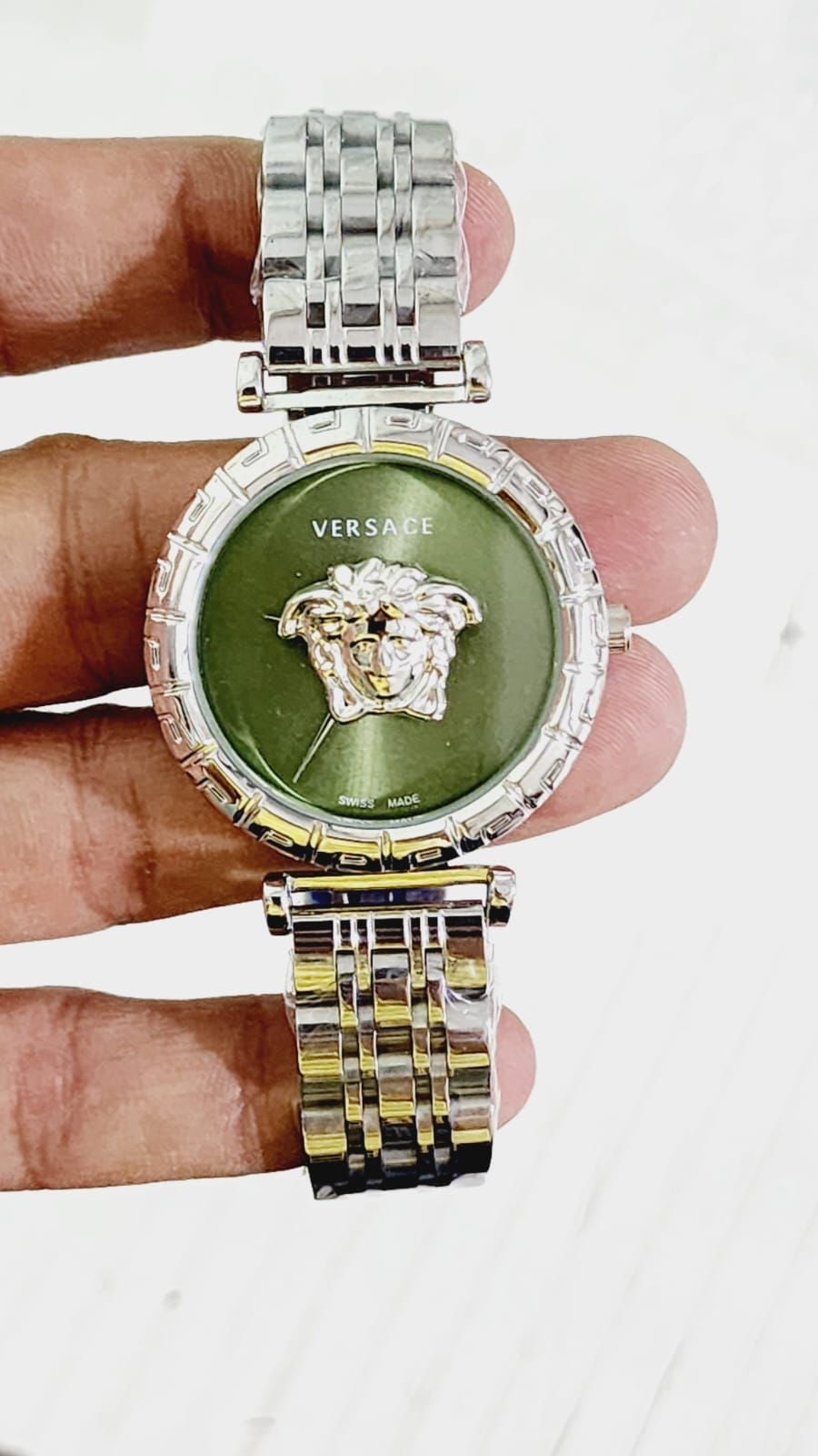 REV Sliver Chain Green Dail Ladies Watch 401815