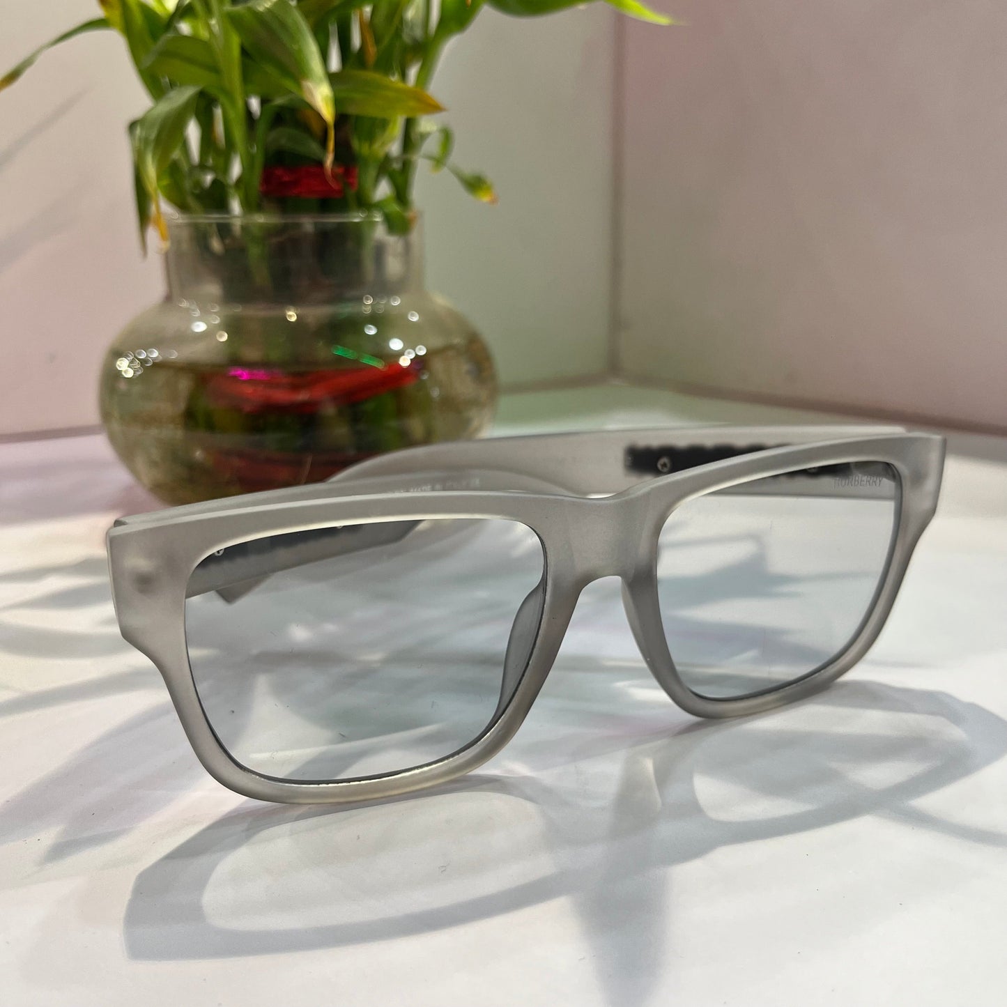 Rub Smoke Grey Frame Transparent Shade Heavy Quality Sunglass BE43585420142  
