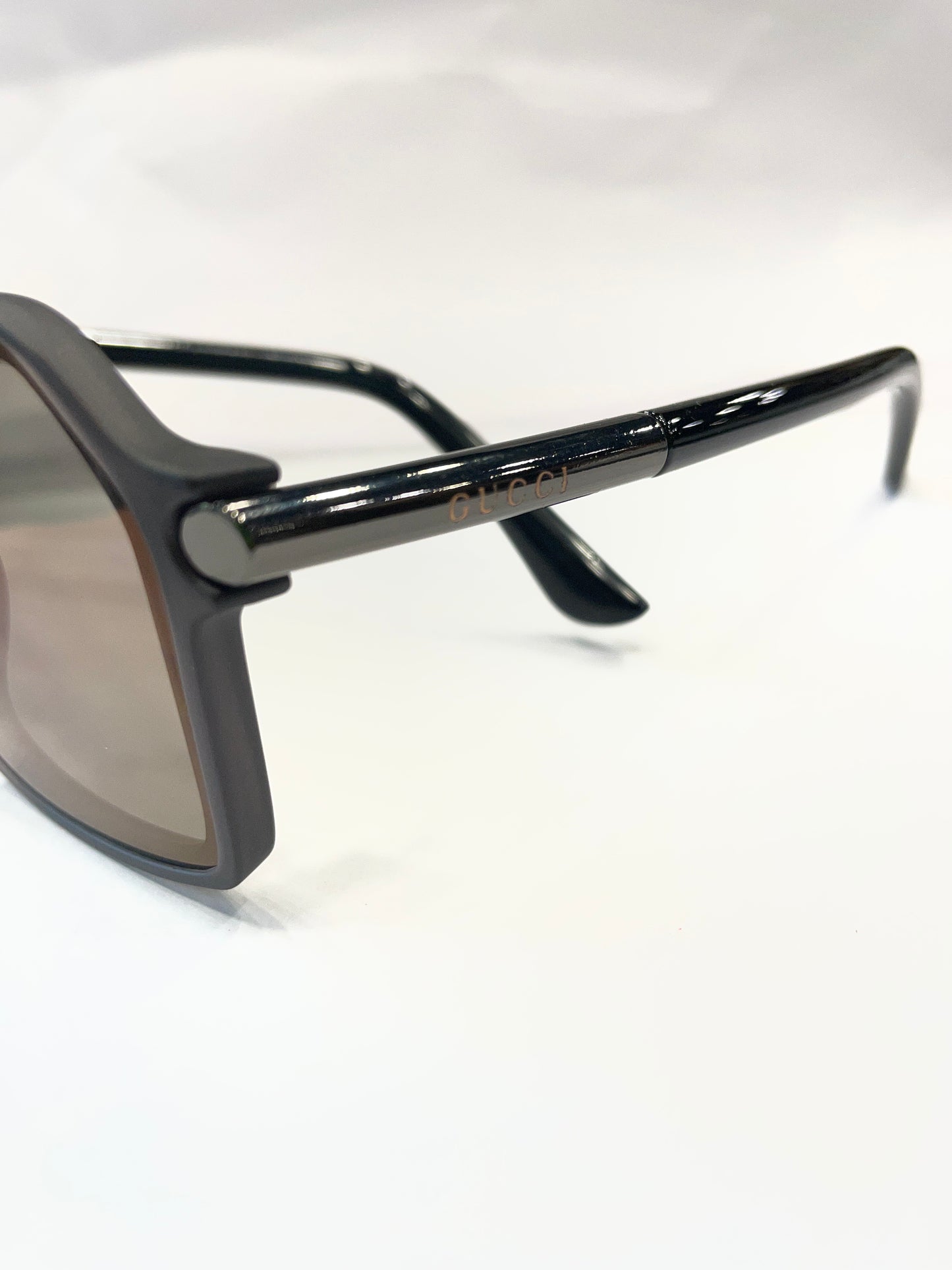 CUG Black Frame Blue Mercury Shade Unisex Sungless FY-99278 C3 135 143