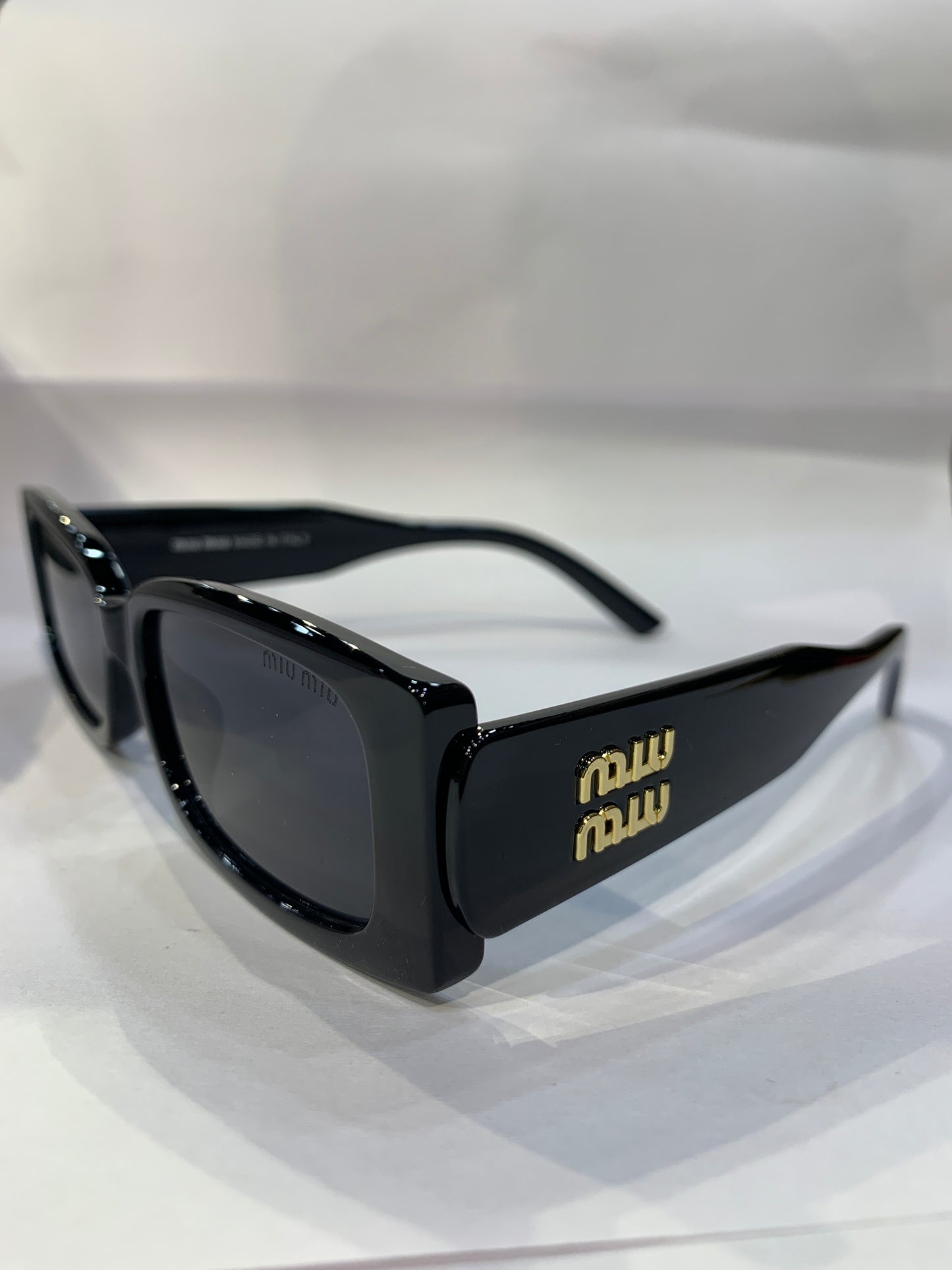 UIM Black Frame Black Shade Sunglasses Smu 2309 55 18 145