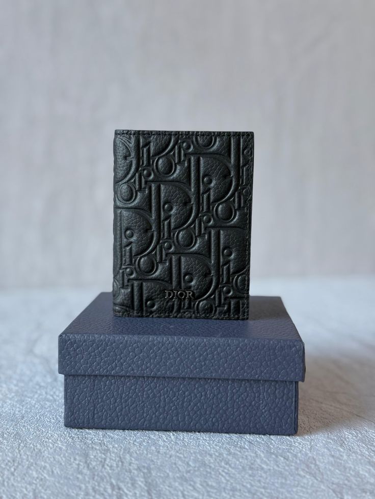 OID Black Colour DD Embossed Book Shape Imported Men’s Wallet 990173