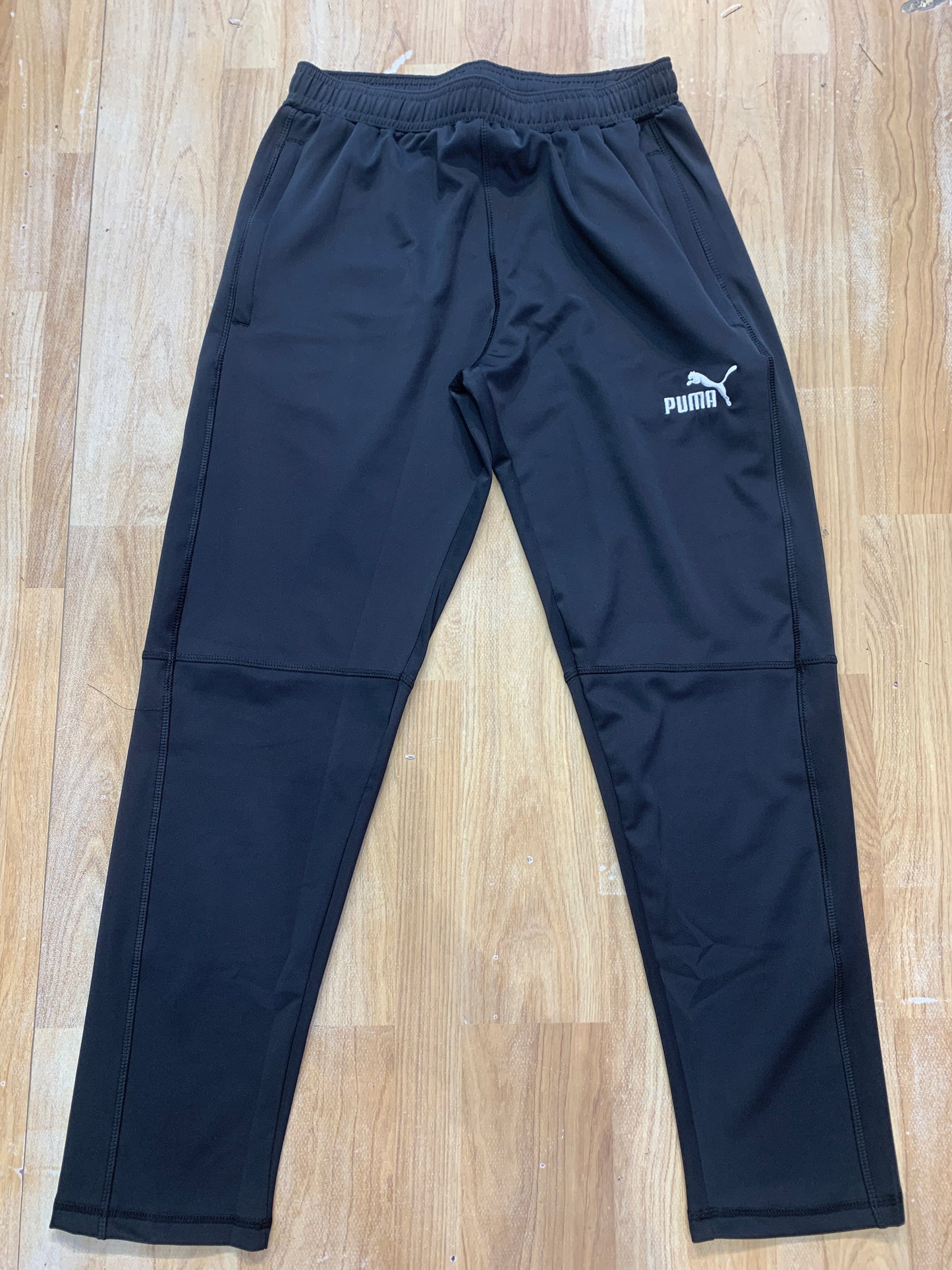 MUP PUM black imported lower Regular Fit Mup white logo 988639