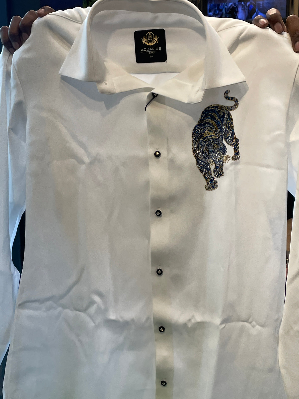 Aquarius White Colour Shirt Blue Gold Stone Stud Tiger Print Japanese Shirt