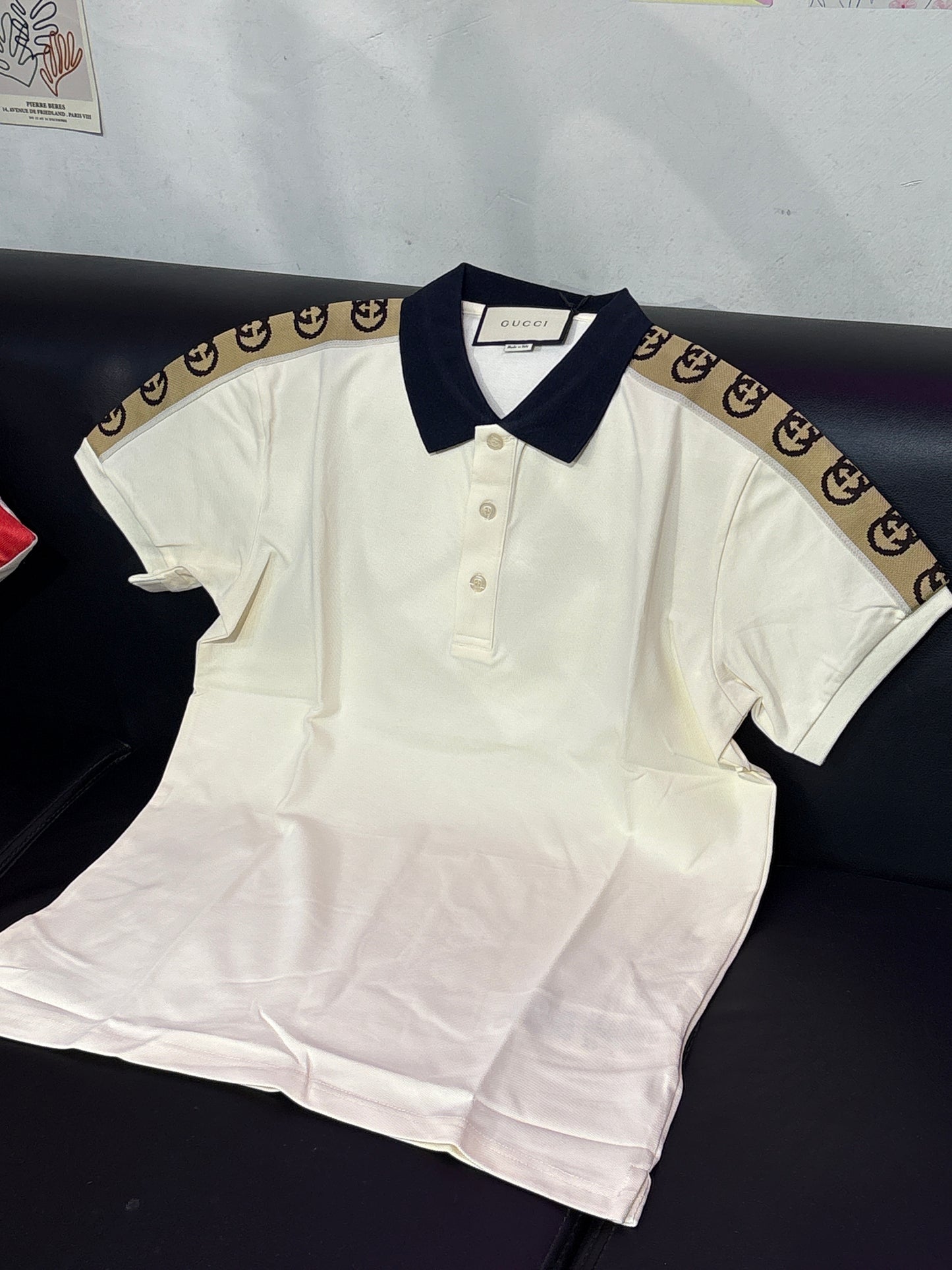 Cug Cream Colour Beige Gg Print Shoulder Stripe Collar Premium Quality T Shirt 9020
