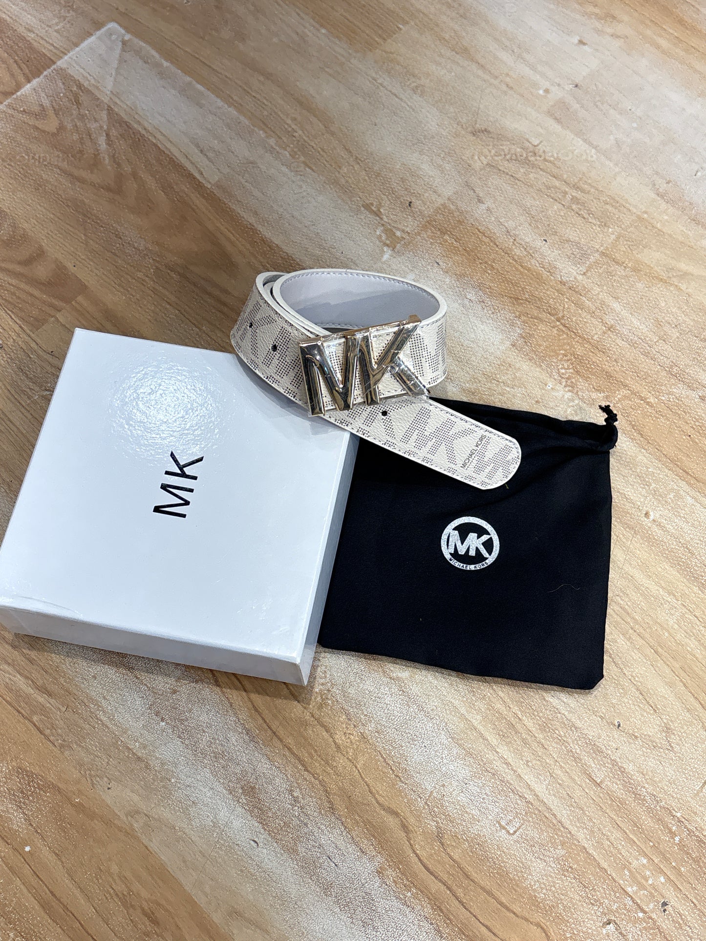 Mic Cim White Strap Golden Buckle Belt 989056