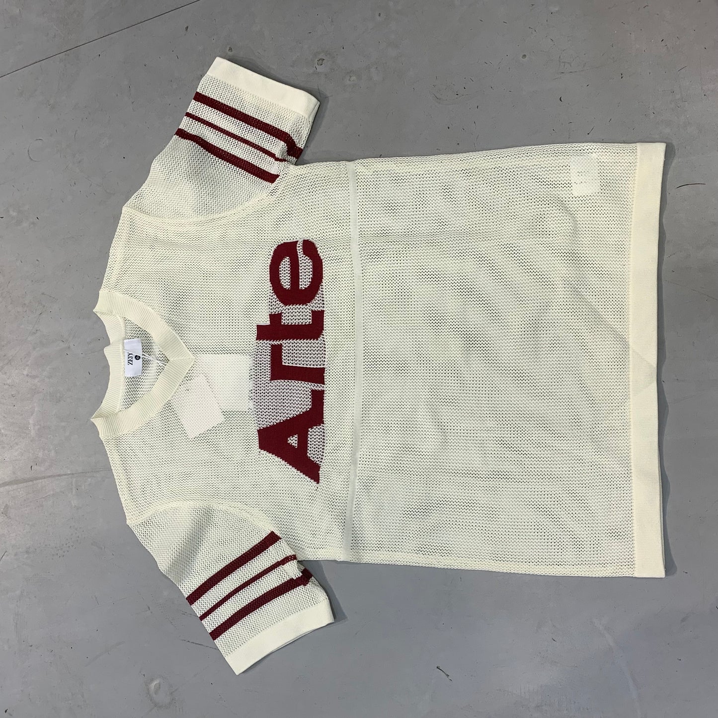 ZFJY Arte Cream Colour Maroon Print Knitted Premium Quality Imported V Neck Unisex T Shirt 9605