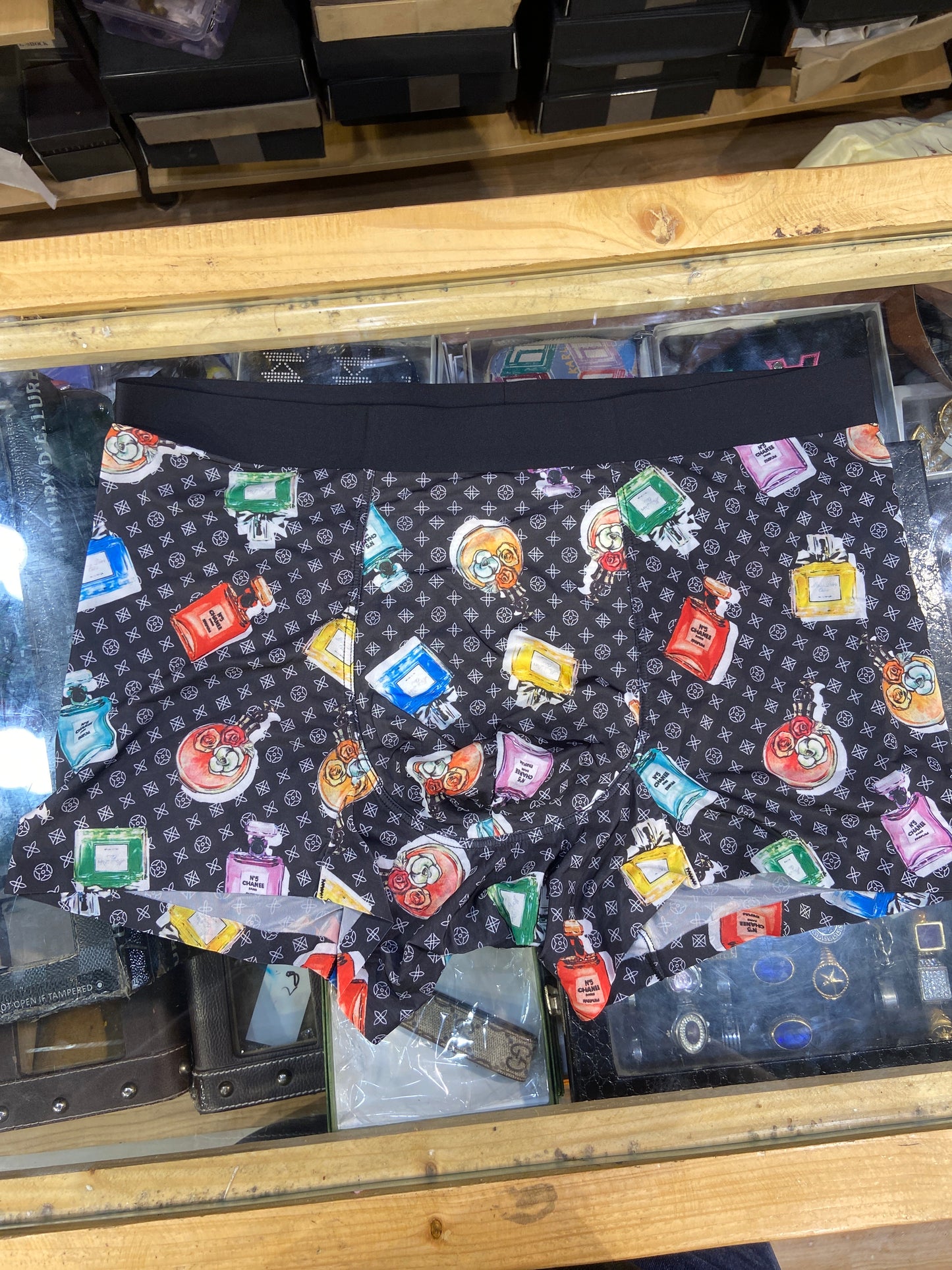CHANEE Black Multi Perfume Printed Premium Quality Imported Men’s Trunk 989256