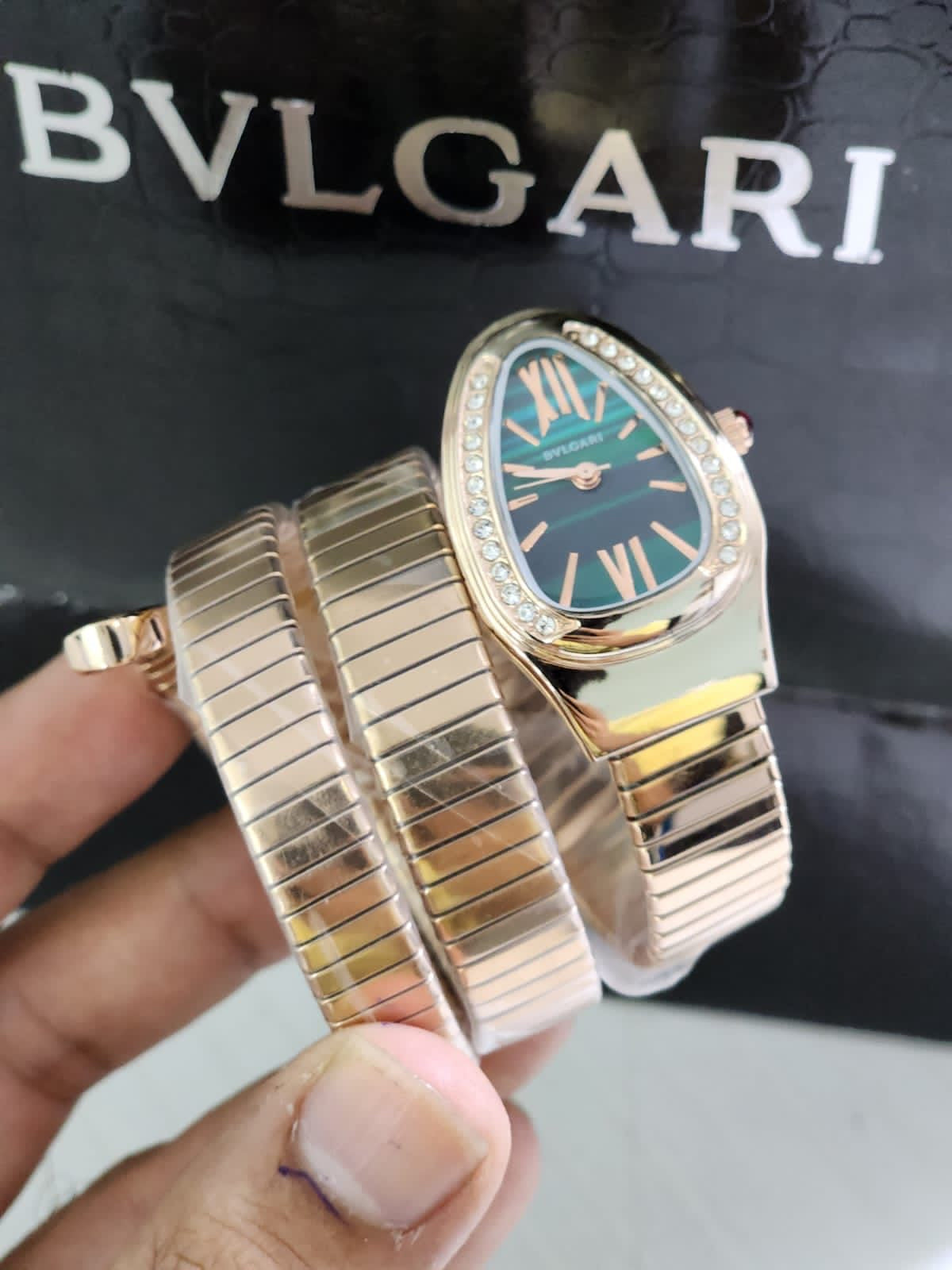 LVB Copper Snake Chain Ladies Stud Green Dial Watch 901417