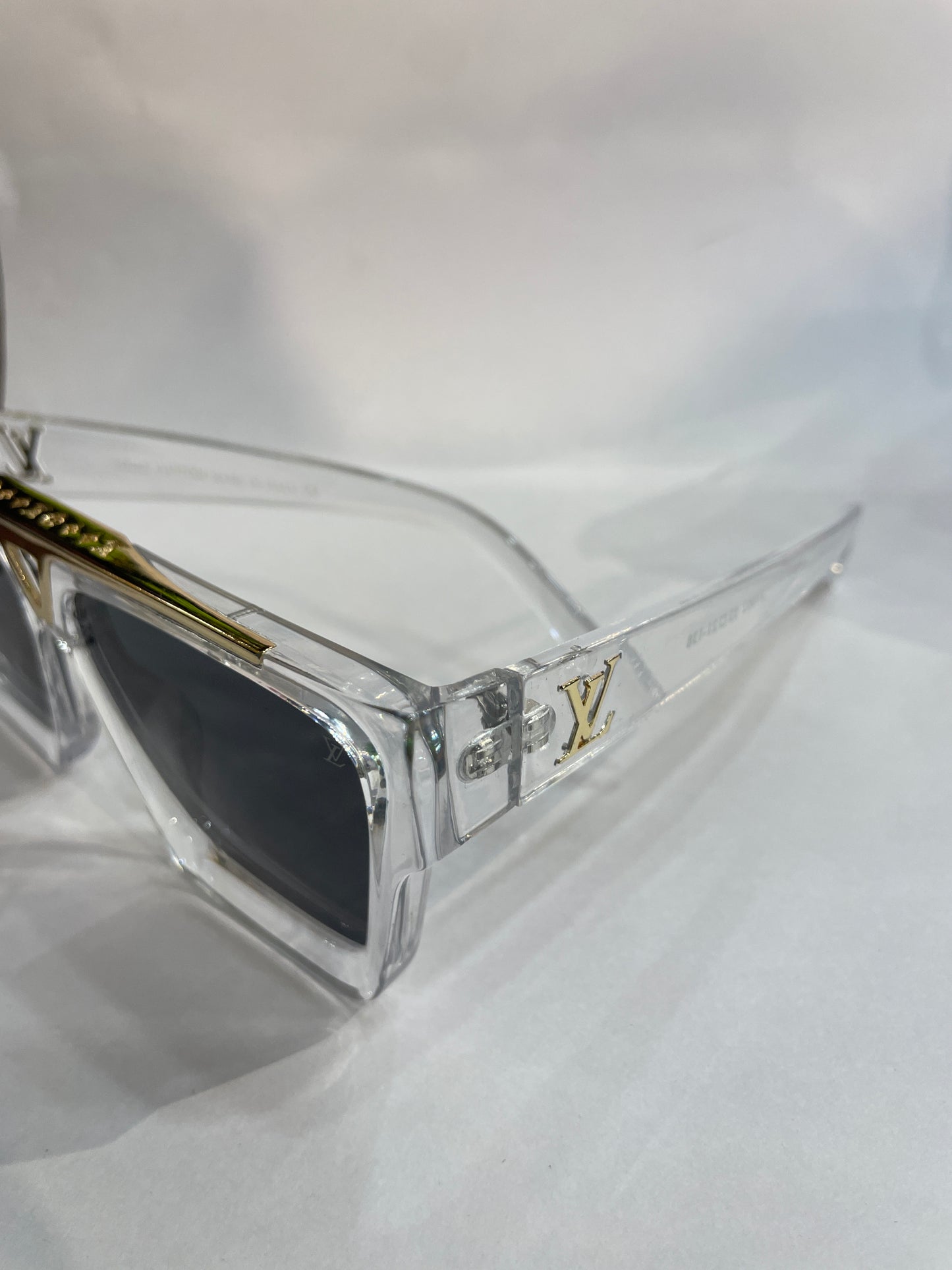 UOL VL Transparent Frame Black Shade Unisex Sunglass 21062 52 21-138