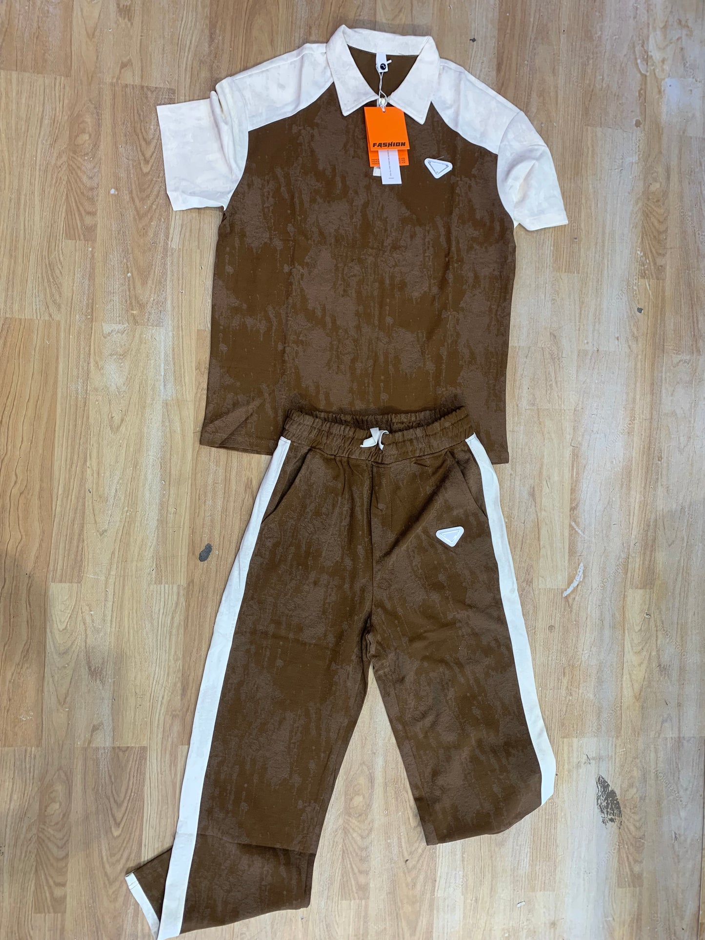 Brown Cream Colour Imported Collar Half Zipp Style Unisex Cord Set 803