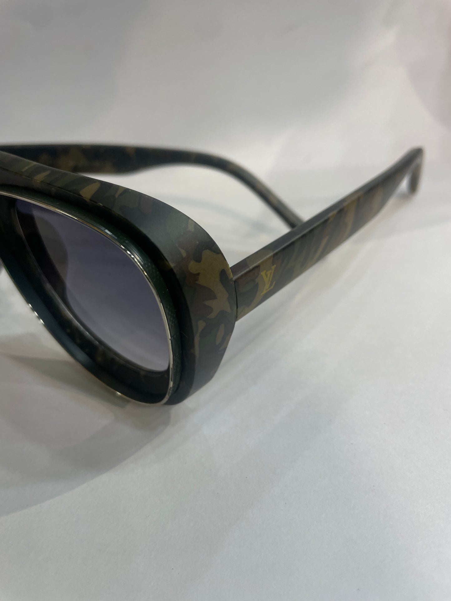 UOL VL Military Frame Black Shade Unisex Premium Quality Sunglass ZS98206 56 18 145