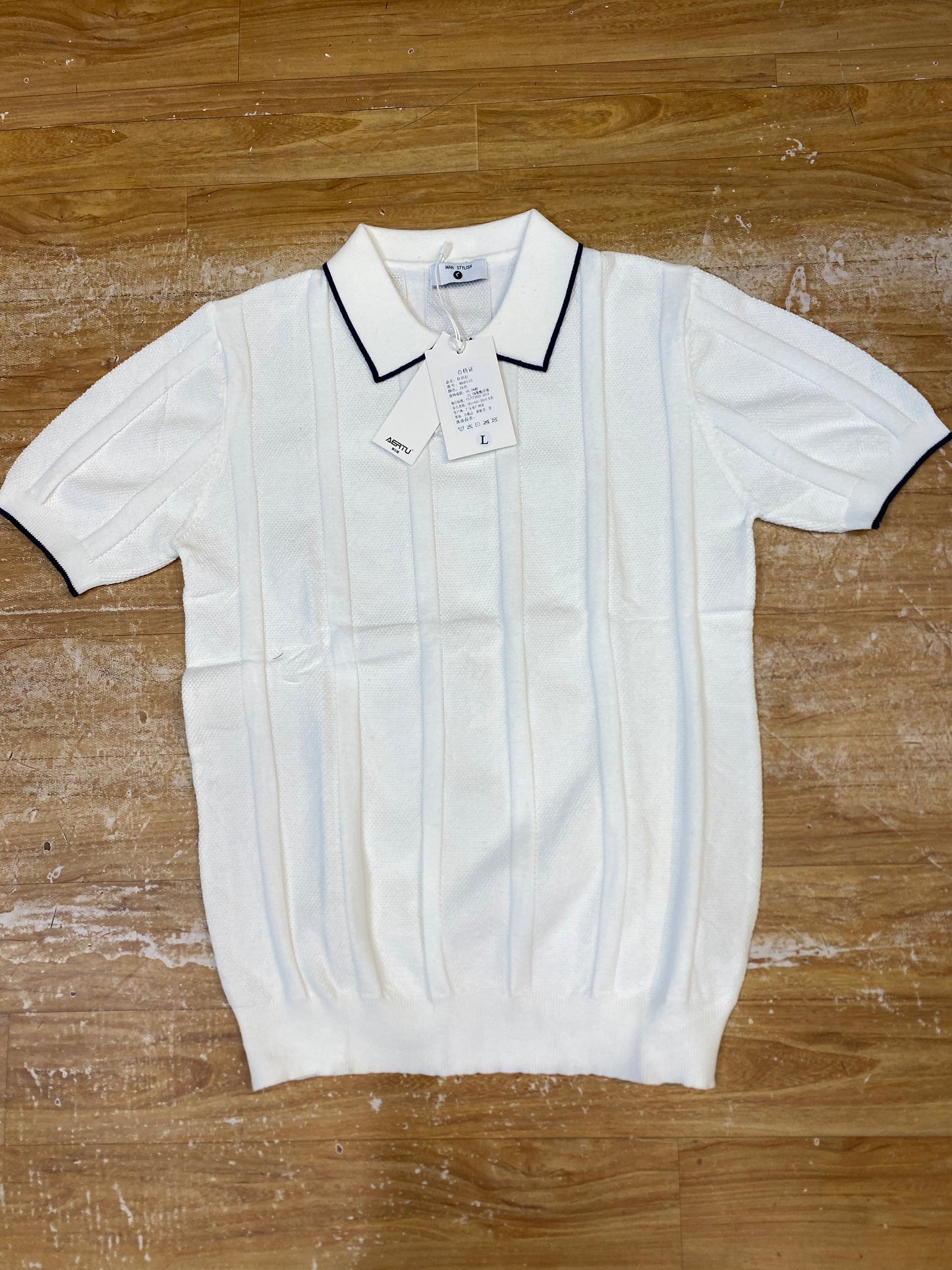 REA Aertu White Colour Knitted Premium Quality Black Lining Collar T-Shirt R86135