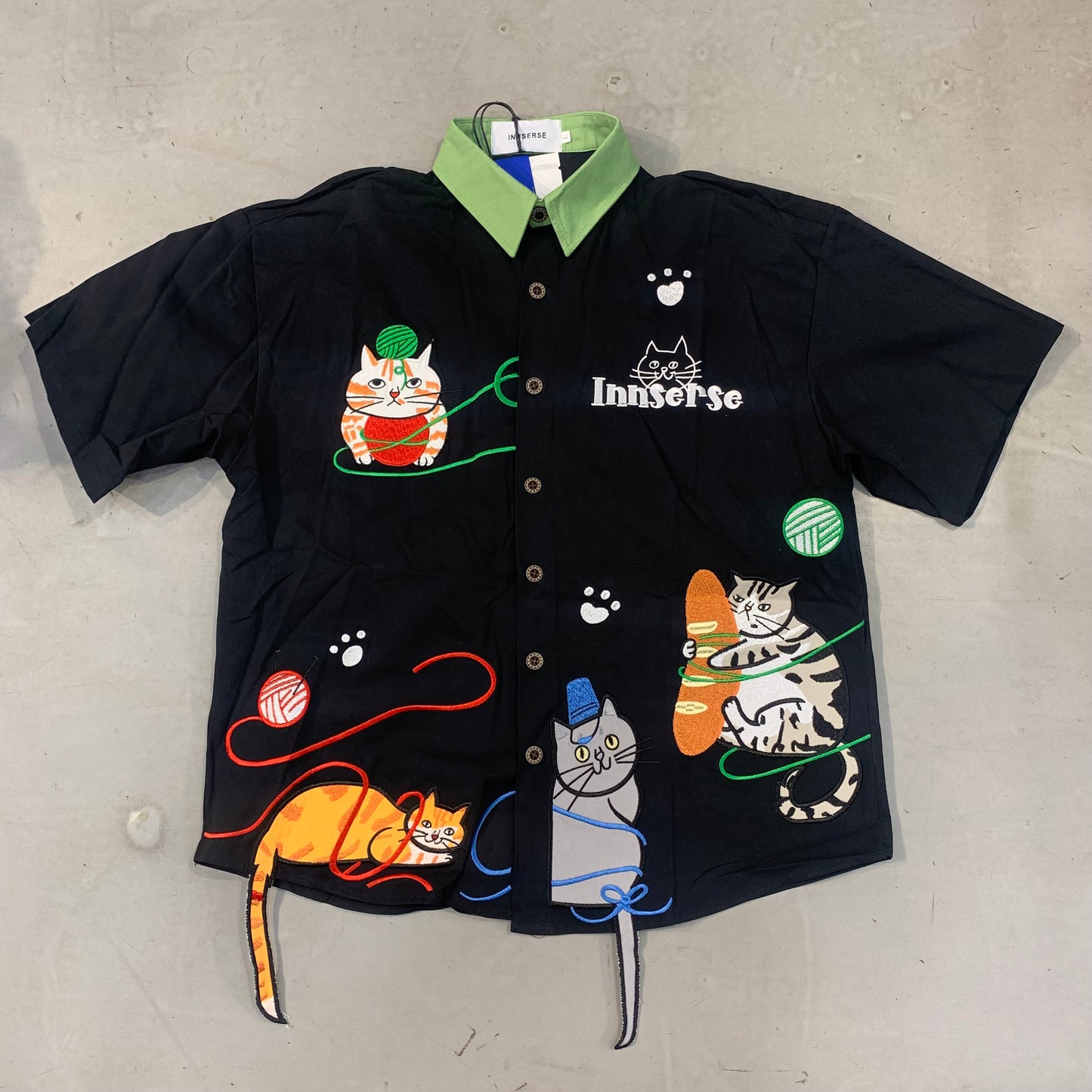 INNSERSE Black Colour Green Collar Kitty Print Imported Unisex Shirt 5145