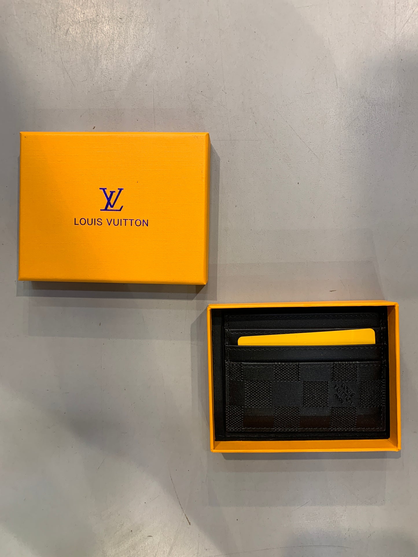 UOL LOU Italian Leather Imported Unisex Cardholder 990436