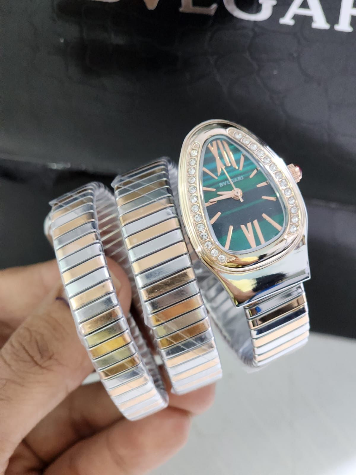 LVB Copper Silver Snake Chain Ladies Stud Green Dial Watch 901416