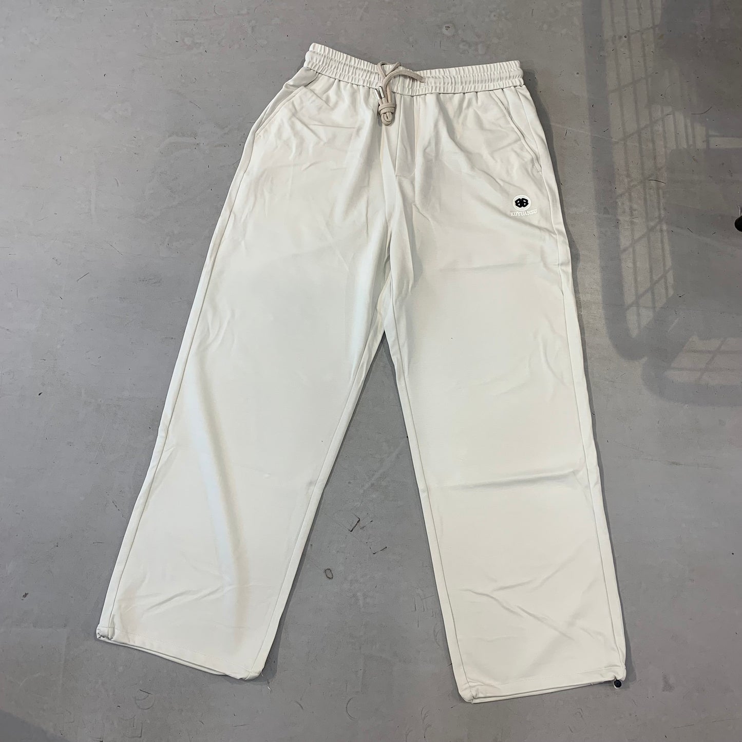 KUYUANSU Cream Colour BB Embroidery Lose Fit Imported Unisex Lower K13080
