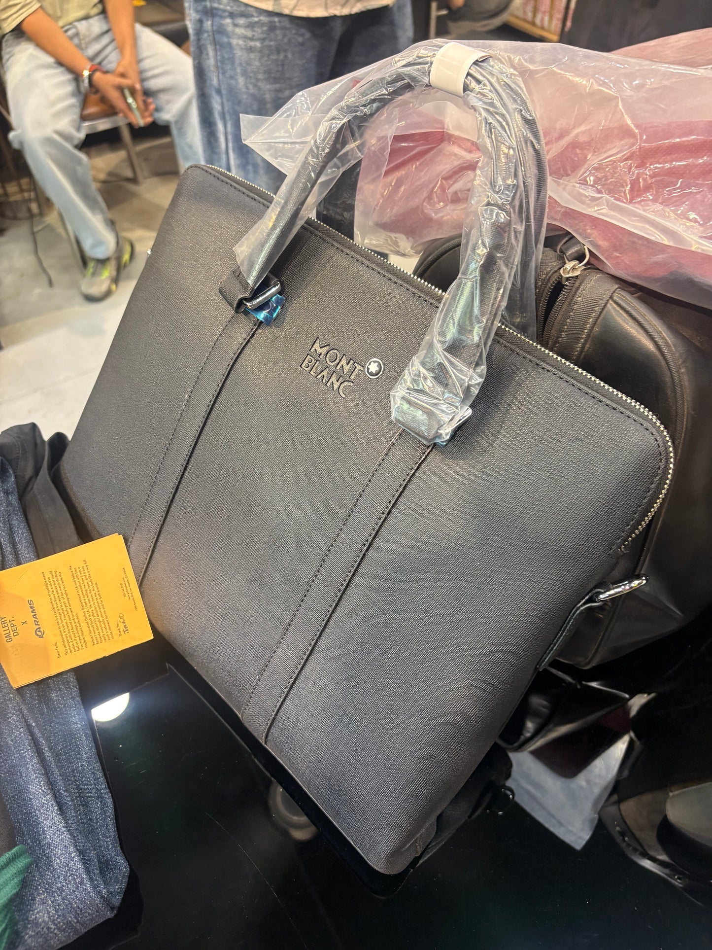 NOM MON Black Colour Unisex Premium Imported Quality Laptop bag M1967-5