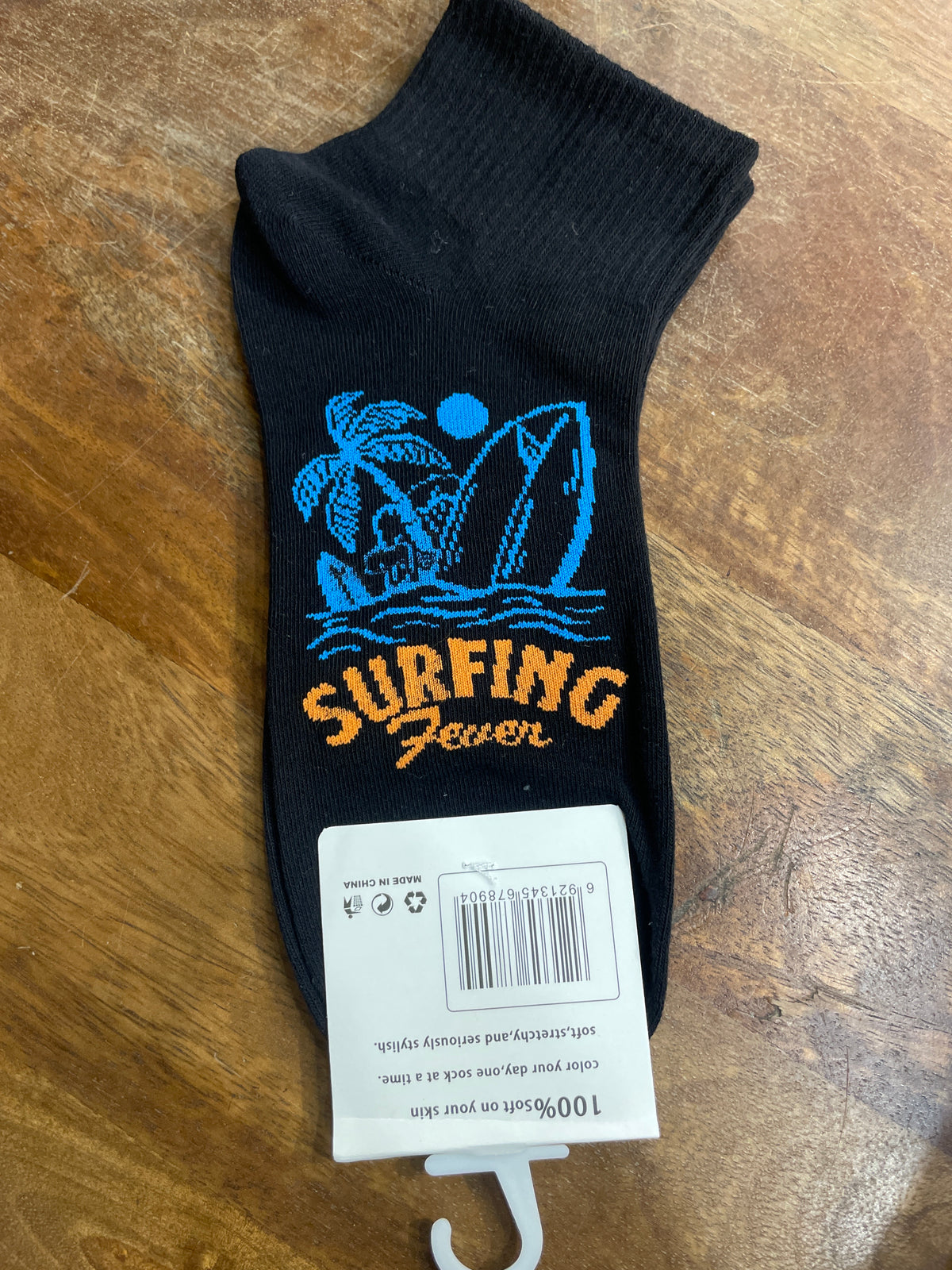 Scenario Black Colour Surfing Fever Print Premium Quality Ankle Socks 991290