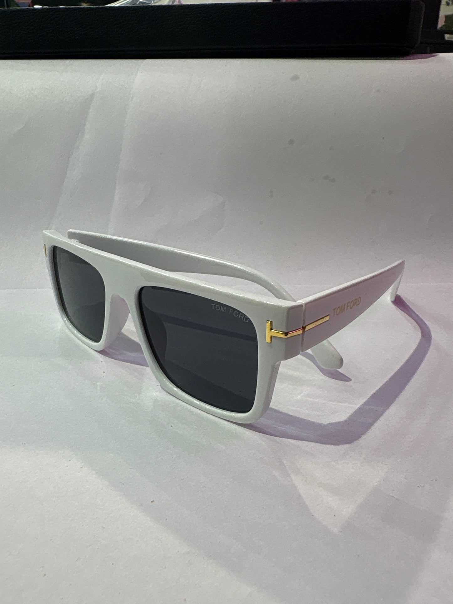 Mot White Frame Black Shade Unisex Sunglasses ZP04 57 16 138