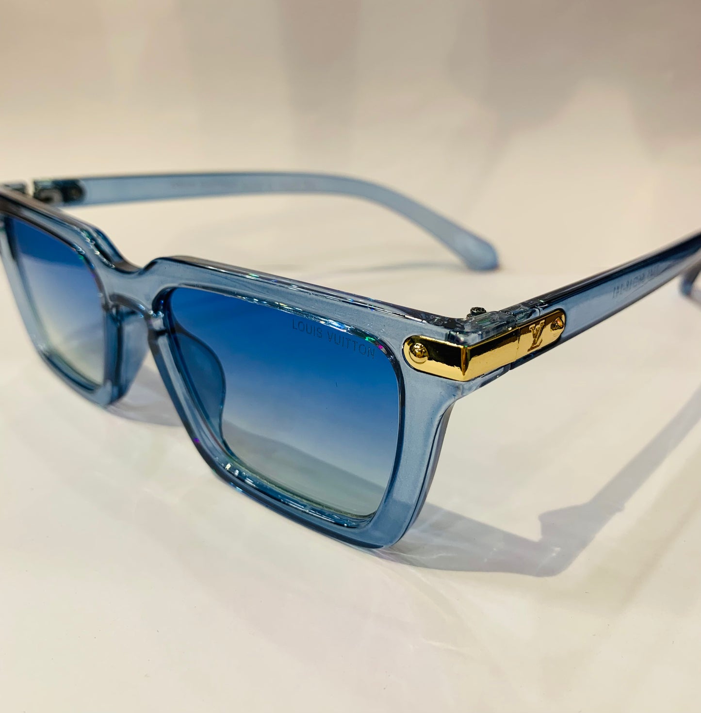 UOL Blue Trancy Frame Blue Trancy Shade Premium Quality Unisex Sunglass 3345 56 18-141